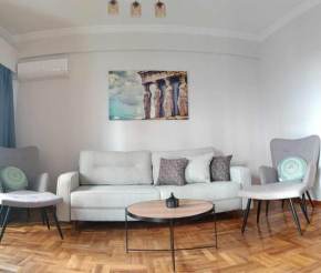 Caryatids Luxury Apartment
